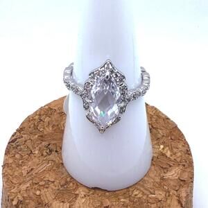 Bomb Party Oval Diamond CZ Regal Calling Ring Size 7